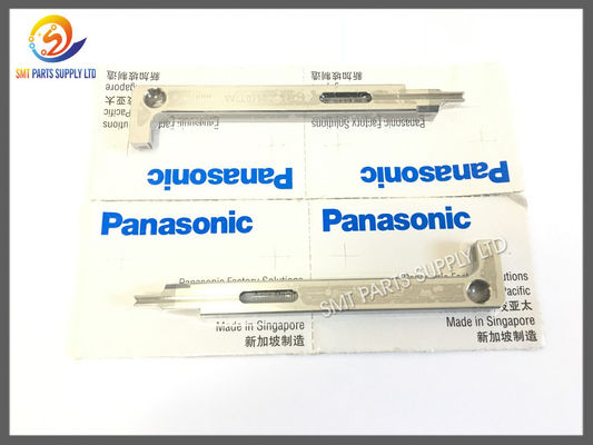 شراء دليل قطع غيار SMT Panasonic AVK AI متوفر ، N210146077AA Panasonic Guide Original online manufacture